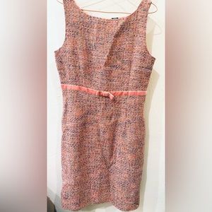 Woman’s Gap dress, 8.